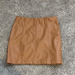 Caramel leather skirt